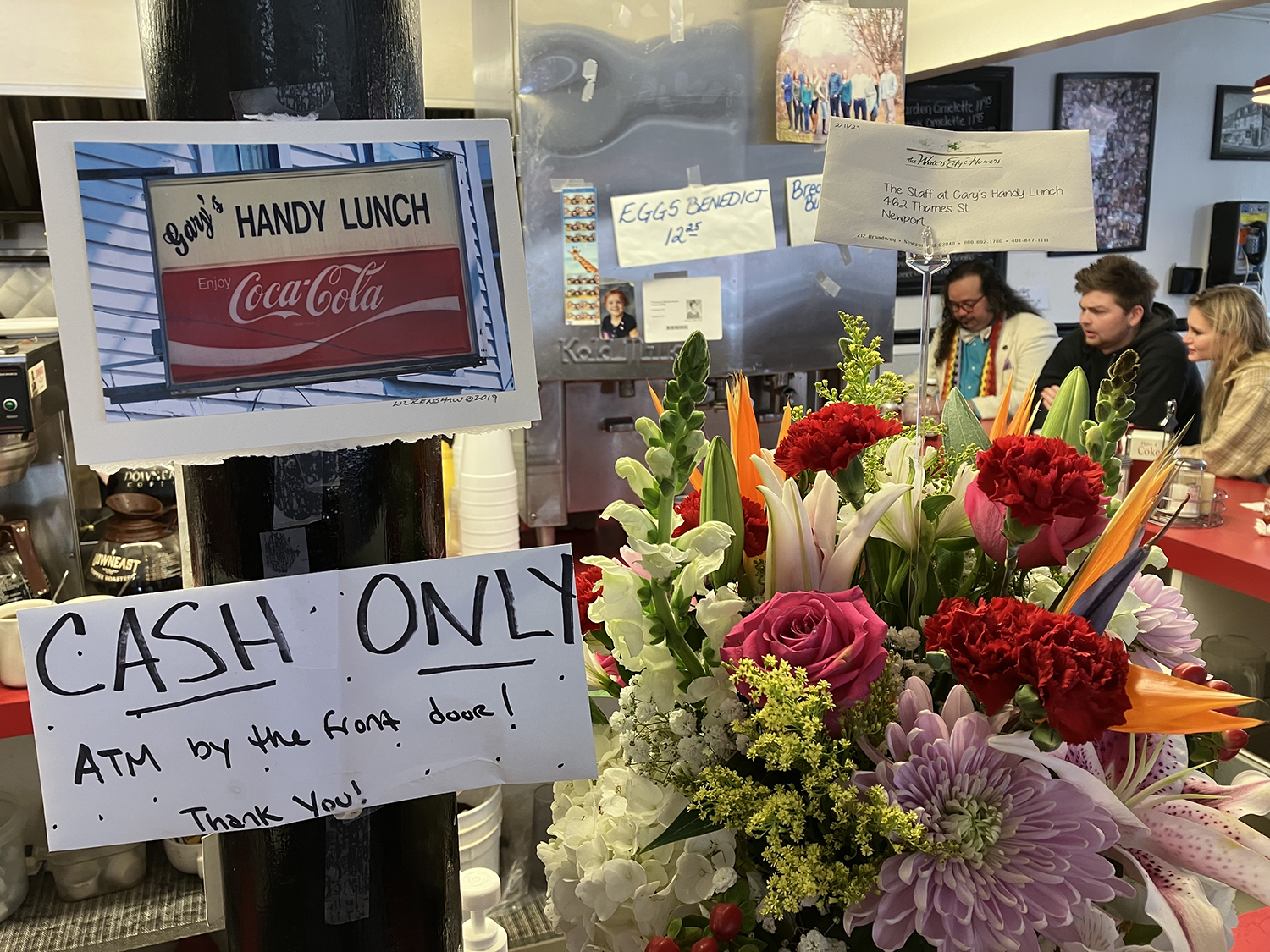 Customers left notes and flowers at Gary's Handy Diner on its last day of service on Sunday, Feb. 12, 2023. The beloved diner in downtown Newport closed its doors after more than 55 years of service.