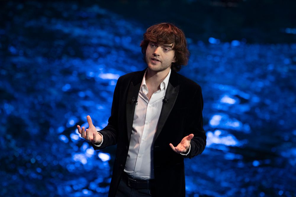 Young Dutch inventor Boyan Slat presents his plans for the Interceptor, a plastic-gathering floating device, during a presentation in Rotterdam, Netherlands, Saturday, Oct. 26, 2019. Slat is taking his effort to clean up floating plastic from the Pacific Ocean to rivers to catch garbage before it reaches the seas. (AP Photo/Peter Dejong) Young Dutch inventor Boyan Slat presents his plans for the Interceptor, a plastic-gathering floating device, during a presentation in Rotterdam, Netherlands, Saturday, Oct. 26, 2019. Slat is taking his effort to clean up floating plastic from the Pacific Ocean to rivers to catch garbage before it reaches the seas. (AP Photo/Peter Dejong)