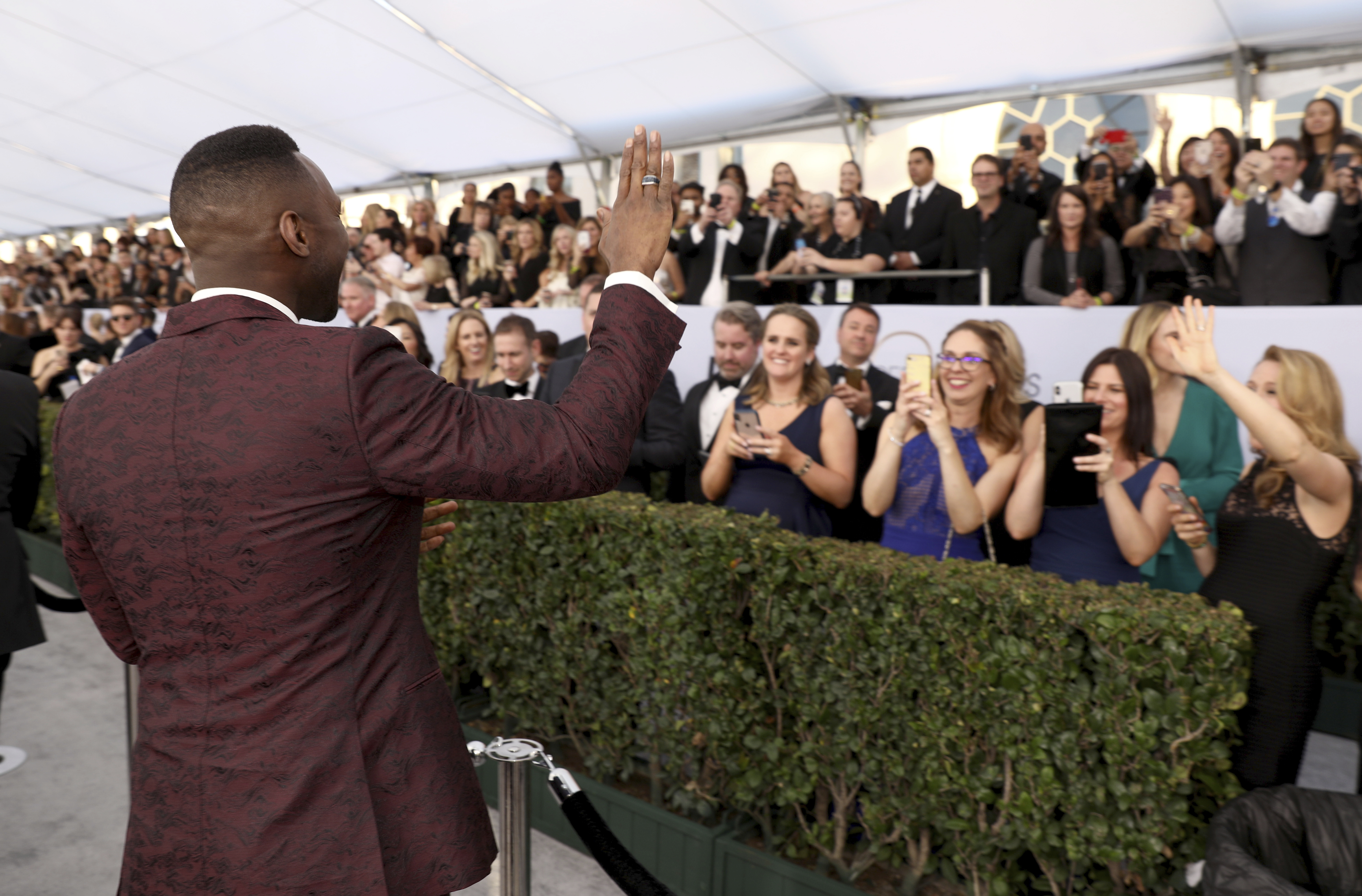 Mahershala Ali waves to fans at the 25th annual Screen Actors Guild Awards at the Shrine Auditorium & Expo Hall on Sunday, Jan. 27, 2019, in Los Angeles. (Photo by Matt Sayles/Invision/AP) Mahershala Ali waves to fans at the 25th annual Screen Actors Guild Awards at the Shrine Auditorium & Expo Hall on Sunday, Jan. 27, 2019, in Los Angeles. (Photo by Matt Sayles/Invision/AP)